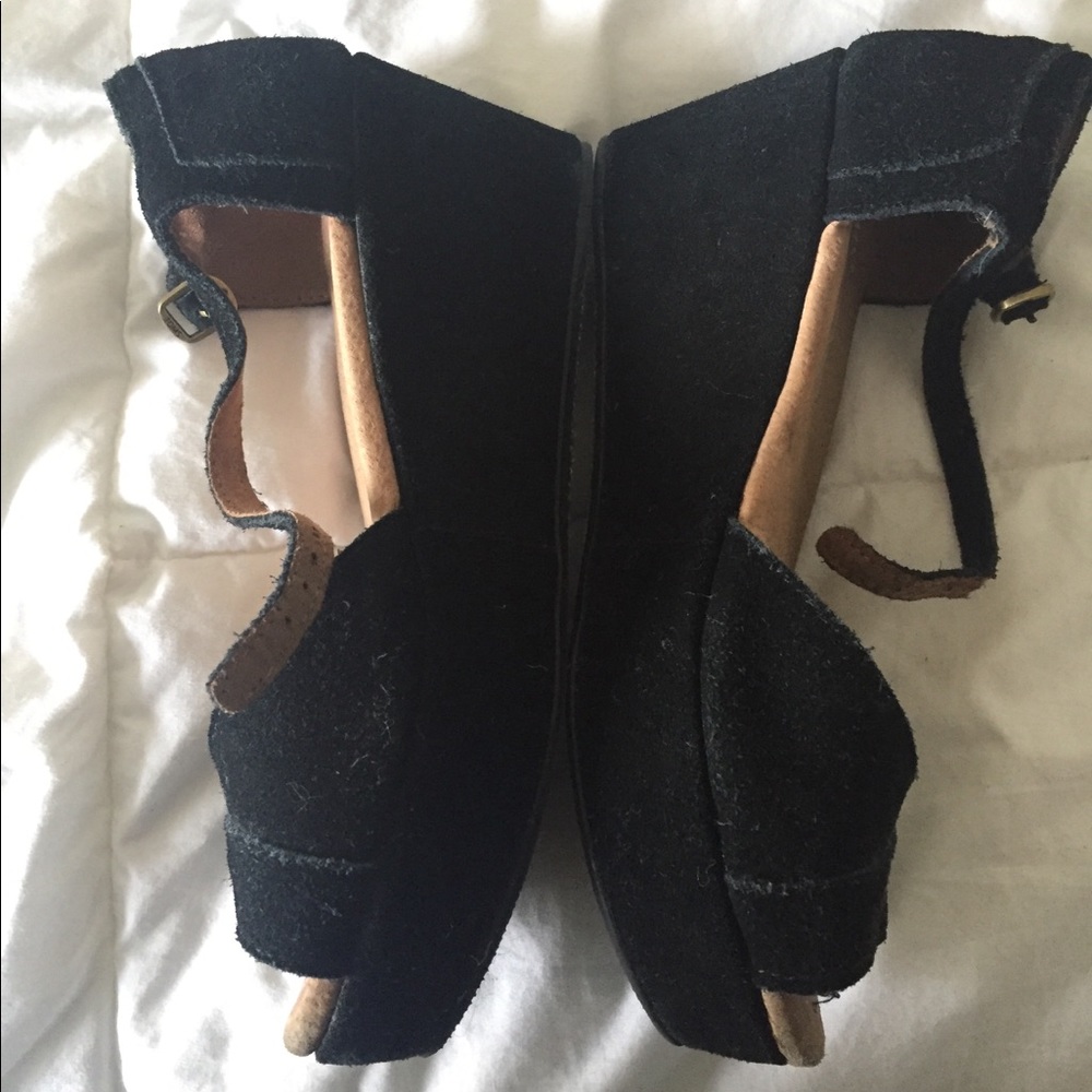 Toms Platform Wedges size 7